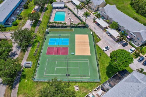 Adosado en venta en Jupiter, Florida, 2 dormitorios, 120.96 m2 № 1892428 - foto 17