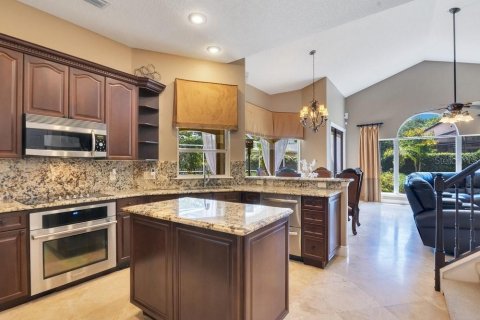 Villa ou maison à vendre à Orlando, Floride: 4 chambres, 316.15 m2 № 2217436 - photo 19
