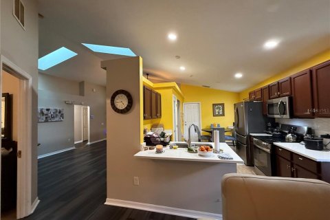 Villa ou maison à vendre à Kissimmee, Floride: 3 chambres, 138.05 m2 № 2317220 - photo 8