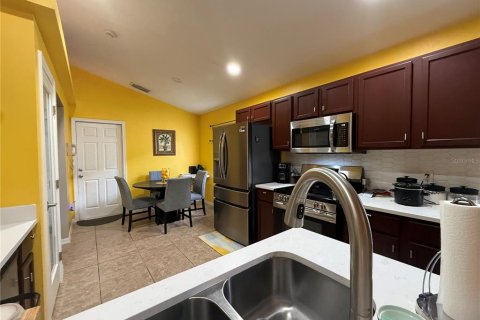 Villa ou maison à vendre à Kissimmee, Floride: 3 chambres, 138.05 m2 № 2317220 - photo 14