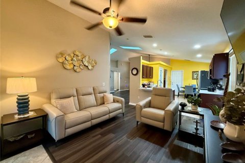 Villa ou maison à vendre à Kissimmee, Floride: 3 chambres, 138.05 m2 № 2317220 - photo 9
