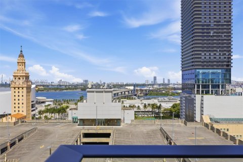 Copropriété à louer à Miami, Floride: 2 chambres, 70.33 m2 № 2257346 - photo 3