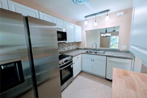 Copropriété à louer à Dunedin, Floride: 2 chambres, 77.57 m2 № 2383978 - photo 13