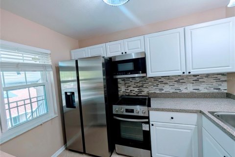 Copropriété à louer à Dunedin, Floride: 2 chambres, 77.57 m2 № 2383978 - photo 9