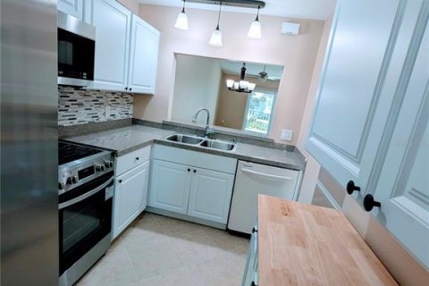 Copropriété à louer à Dunedin, Floride: 2 chambres, 77.57 m2 № 2383978 - photo 8