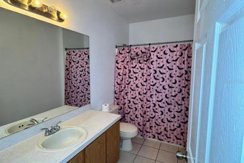 Villa ou maison à louer à Kissimmee, Floride: 3 chambres, 127.93 m2 № 2383431 - photo 15