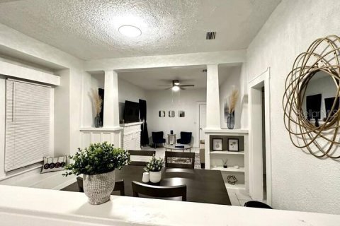Propiedad comercial en venta en Saint Petersburg, Florida, 5 dormitorios, 153.85 m2 № 1542262 - foto 10