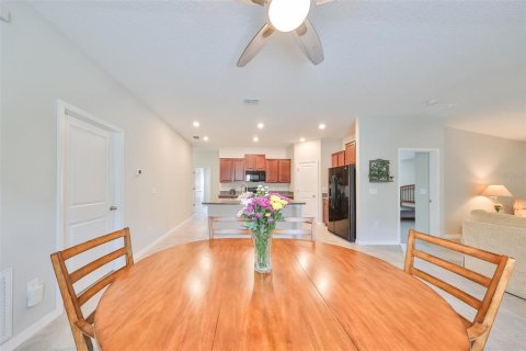 House in Wimauma, Florida 4 bedrooms, 171.03 sq.m. № 1261928 - photo 15