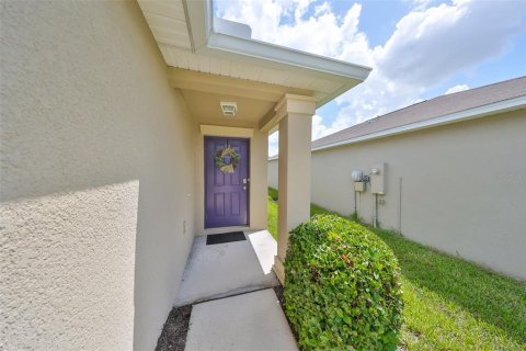 House in Wimauma, Florida 4 bedrooms, 171.03 sq.m. № 1261928 - photo 5