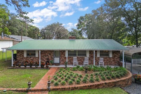 House in Summerfield, Florida 3 bedrooms, 159.42 sq.m. № 1749255 - photo 1