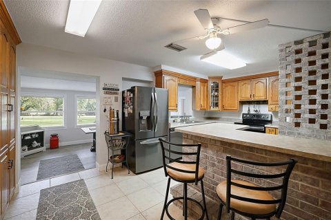 House in Summerfield, Florida 3 bedrooms, 159.42 sq.m. № 1749255 - photo 11
