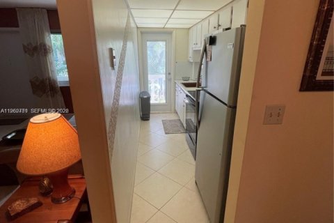 Copropriété à louer à Fort Lauderdale, Floride: 1 chambre, 60.48 m2 № 2024122 - photo 4