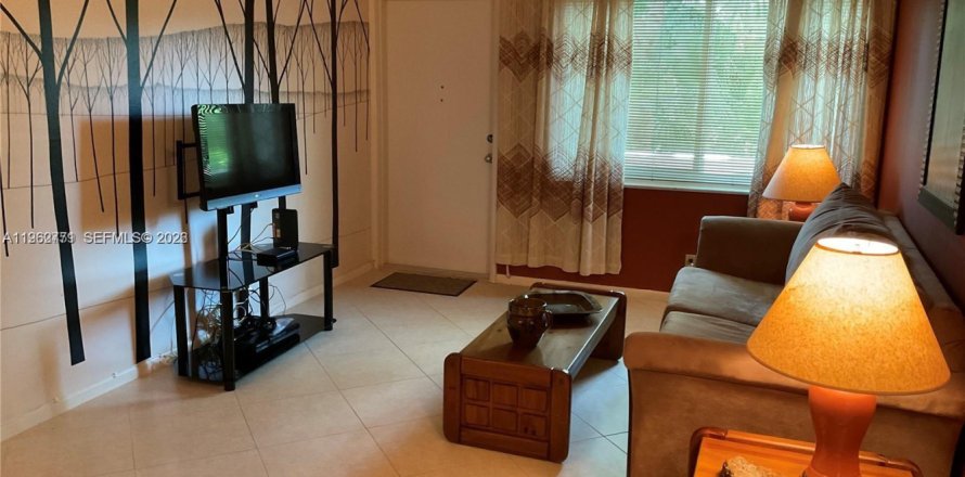 Condo à Fort Lauderdale, Floride, 1 chambre  № 2024122