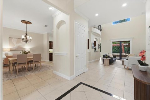 House in Lakeland, Florida 5 bedrooms, 313.55 sq.m. № 2231966 - photo 20