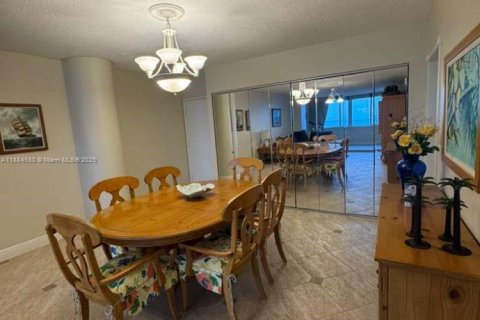 Copropriété à louer à Miami Beach, Floride: 1 chambre, 90.77 m2 № 1930219 - photo 20