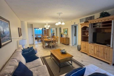 Copropriété à louer à Miami Beach, Floride: 1 chambre, 90.77 m2 № 1930219 - photo 15