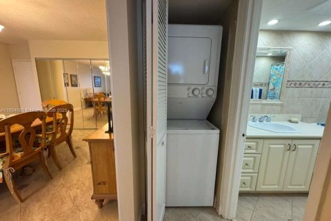 Copropriété à louer à Miami Beach, Floride: 1 chambre, 90.77 m2 № 1930219 - photo 23