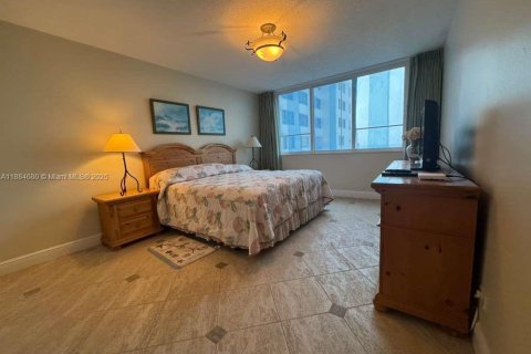 Copropriété à louer à Miami Beach, Floride: 1 chambre, 90.77 m2 № 1930219 - photo 27