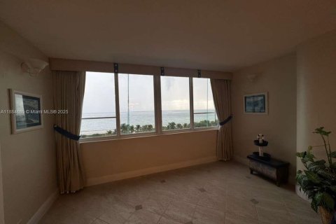 Copropriété à louer à Miami Beach, Floride: 1 chambre, 90.77 m2 № 1930219 - photo 25