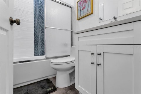 Casa en alquiler en Tampa, Florida, 5 dormitorios, 175.21 m2 № 2232282 - foto 12