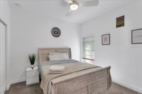 Casa en alquiler en Tampa, Florida, 5 dormitorios, 175.21 m2 № 2232282 - foto 13