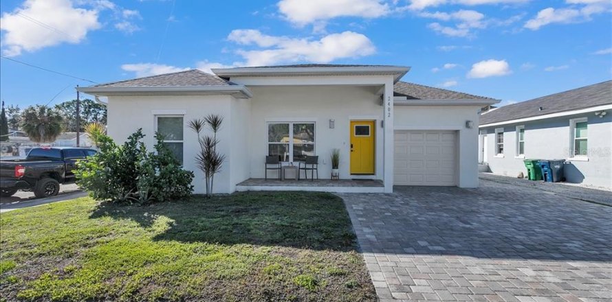Casa en Tampa, Florida 5 dormitorios, 175.21 m2 № 2232282