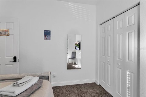 Casa en alquiler en Tampa, Florida, 5 dormitorios, 175.21 m2 № 2232282 - foto 9