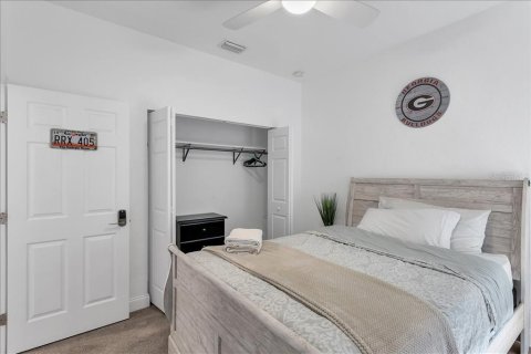 Casa en alquiler en Tampa, Florida, 5 dormitorios, 175.21 m2 № 2232282 - foto 17