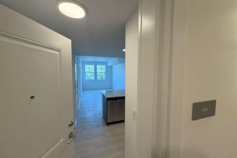 Condo in Orlando, Florida, 2 bedrooms  № 2206254 - photo 4