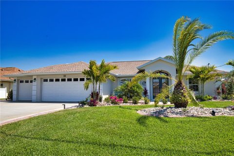 Casa en venta en Rotonda, Florida, 3 dormitorios, 172.71 m2 № 2406372 - foto 3