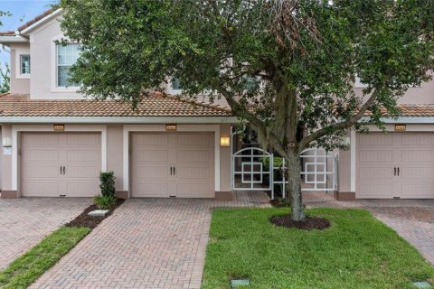 Condo in Davenport, Florida, 2 bedrooms  № 1817496 - photo 2