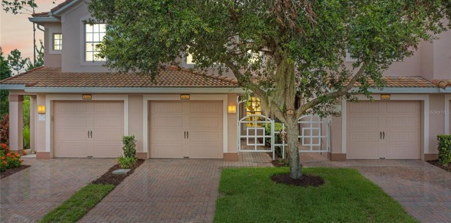 Condo in Davenport, Florida, 2 bedrooms  № 1817496