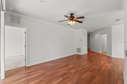 Condo in Davenport, Florida, 2 bedrooms  № 1817496 - photo 12
