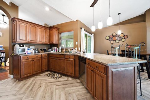 Villa ou maison à vendre à Deltona, Floride: 3 chambres, 152.55 m2 № 2354493 - photo 10