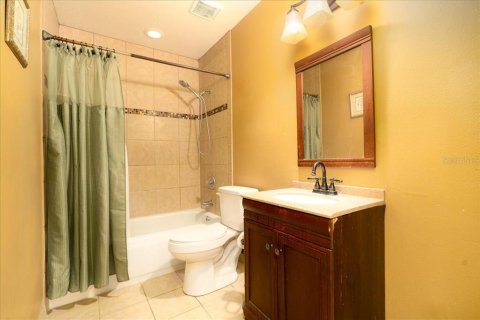 Villa ou maison à vendre à Deltona, Floride: 3 chambres, 152.55 m2 № 2354493 - photo 22