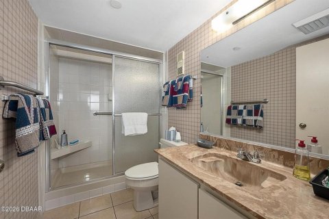 Condo in Daytona Beach, Florida, 2 bedrooms № 2196791 - photo 16
