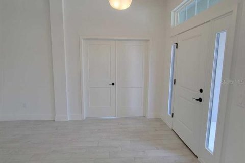 House in Ocala, Florida 4 bedrooms, 233 sq.m. № 2152365 - photo 4