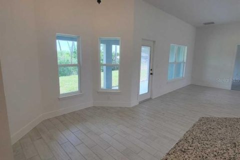 House in Ocala, Florida 4 bedrooms, 233 sq.m. № 2152365 - photo 15