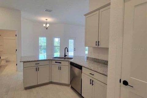 House in Ocala, Florida 4 bedrooms, 233 sq.m. № 2152365 - photo 10