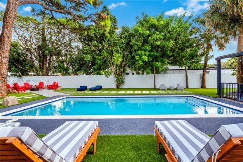 House in Pompano Beach, Florida 6 bedrooms, 201.78 sq.m. № 1861375 - photo 22
