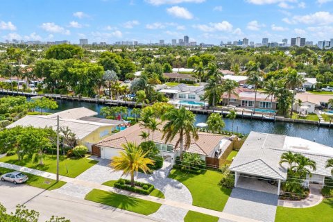 Villa ou maison à vendre à Fort Lauderdale, Floride: 3 chambres, 176.51 m2 № 2426736 - photo 3