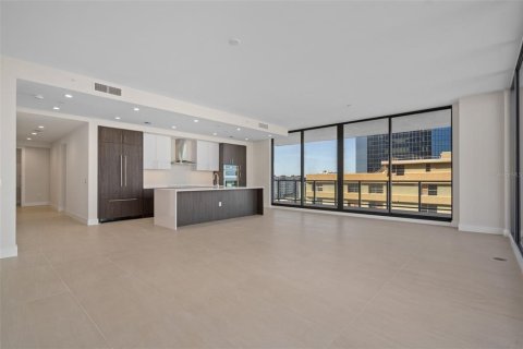 Copropriété à louer à Saint Petersburg, Floride: 3 chambres, 198.81 m2 № 2115293 - photo 13