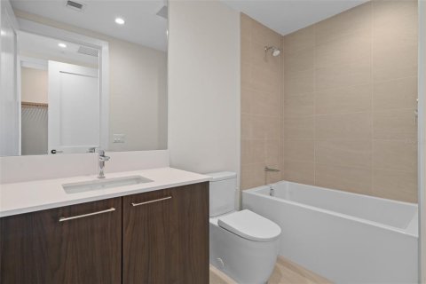 Copropriété à louer à Saint Petersburg, Floride: 3 chambres, 198.81 m2 № 2115293 - photo 28