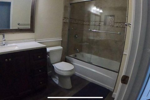 Villa ou maison à louer à Orlando, Floride: 4 chambres, 221.2 m2 № 2149962 - photo 25