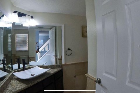 Villa ou maison à louer à Orlando, Floride: 4 chambres, 221.2 m2 № 2149962 - photo 23