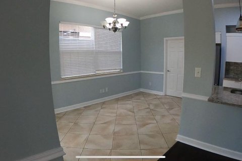 Villa ou maison à louer à Orlando, Floride: 4 chambres, 221.2 m2 № 2149962 - photo 5