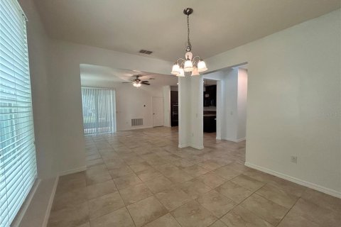 Casa en alquiler en Winter Garden, Florida, 3 dormitorios, 171.22 m2 № 1898542 - foto 11