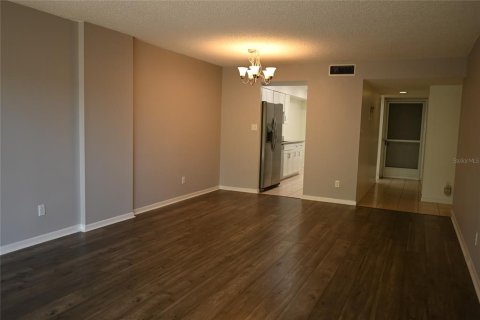 Condominio en venta en Clearwater, Florida, 2 dormitorios, 99.41 m2 № 1832097 - foto 5
