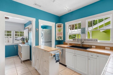 Villa ou maison à vendre à Bradenton, Floride: 4 chambres, 227.24 m2 № 1907626 - photo 12
