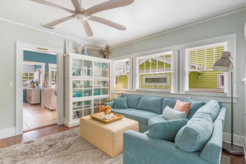 Villa ou maison à vendre à Bradenton, Floride: 4 chambres, 227.24 m2 № 1907626 - photo 10